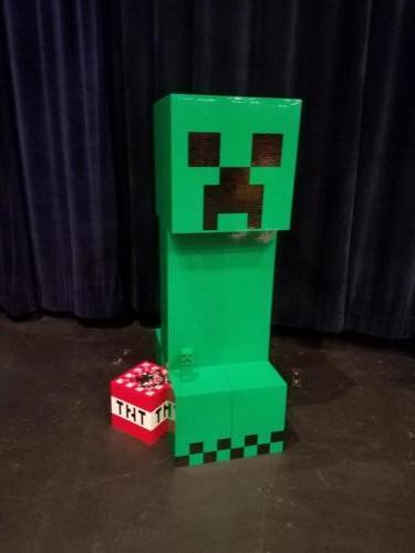NEOLUG's 5 foot Minecraft Creeper